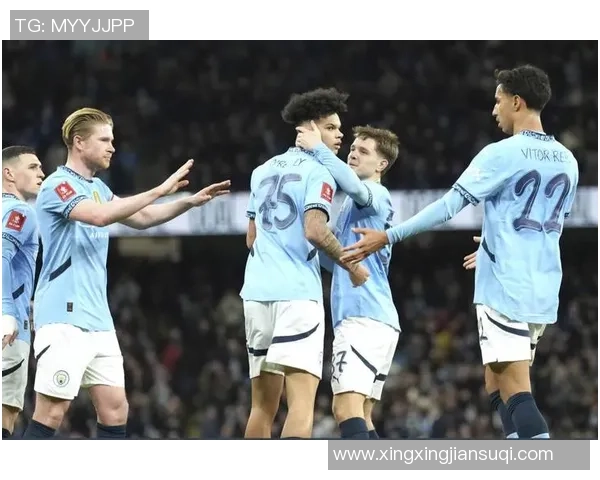 足总杯精彩对决切尔西与曼联战平逆转瞬间引发全场热烈反响分析数据揭秘